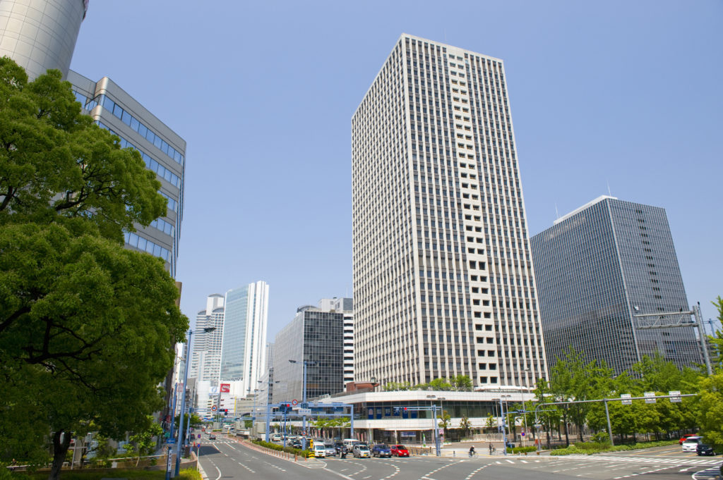 【夜対応】阪神防音は大阪駅前第2ビルに機材持ち込み可能なDr50以上（クラシック系）Dr70以上（バンド系）の防音性能体験ルーム完備