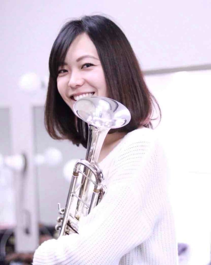 兵庫県伊丹市　東様