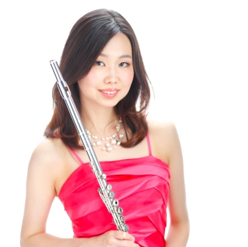 アマービレフィルハーモニー管弦楽団　フルート奏者　樋口藍様