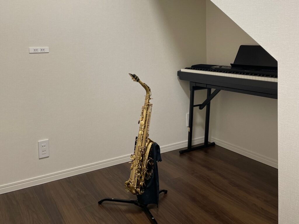 兵庫県兵庫区　宝塚歌劇　サックス奏者　吉岡一郎様